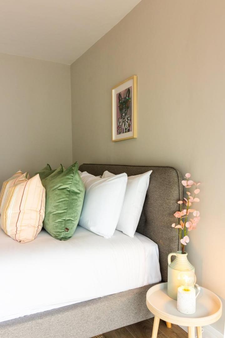 Guestready - Encantando O Apartamento 2Br No Newmarket Hall Dublin Kültér fotó